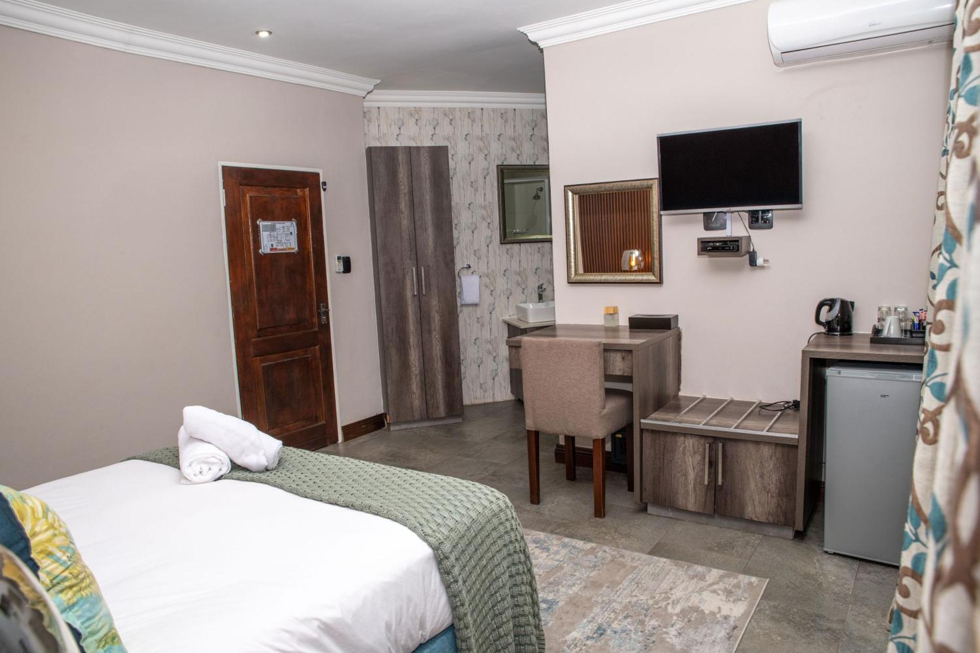 Iso'Bella Vita Guesthouse Phalaborwa Extérieur photo